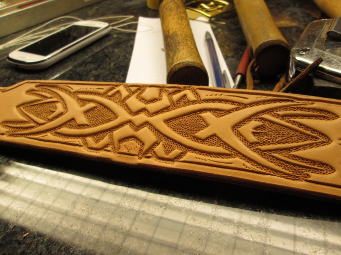 custom tooling,Celtic design,Leather dog collars,tooled leather,new castle de 302 419-3225